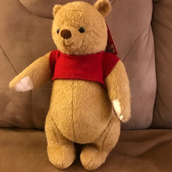 winnie the pooh stuffed animal from christopher robin